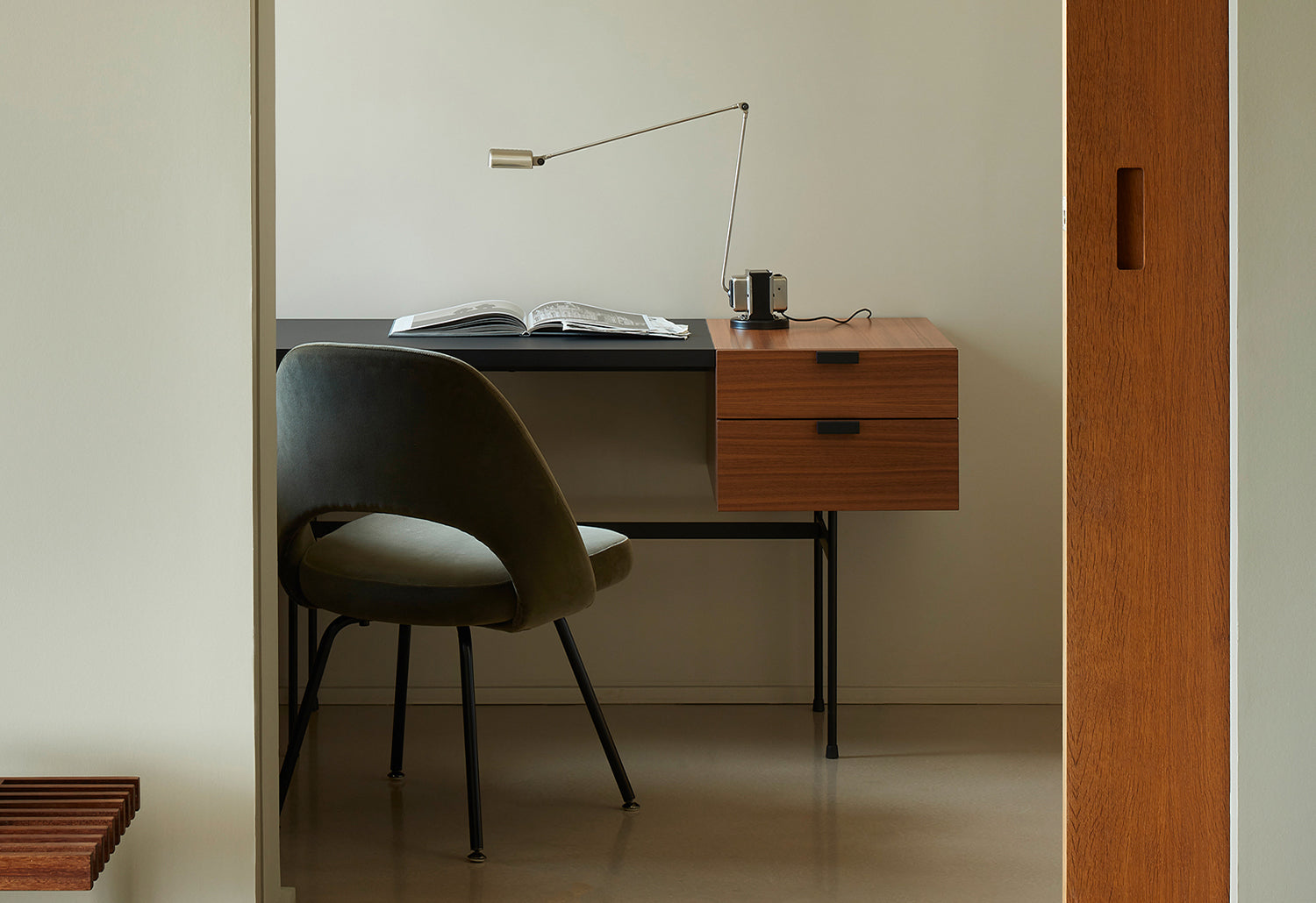 Daphine Table Lamp