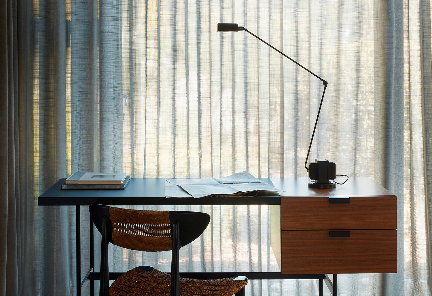 Daphine Table Lamp