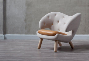 Pelican Chair
